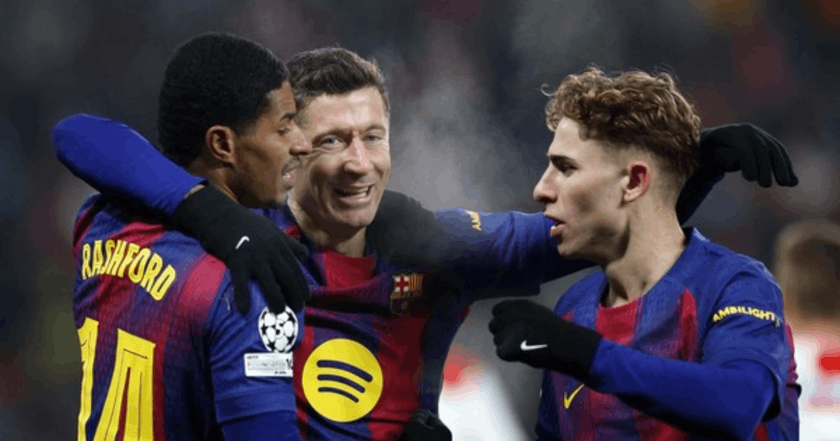 Barcelona delapan besar