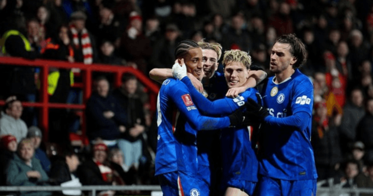 Chelsea Kalahkan Wrexham