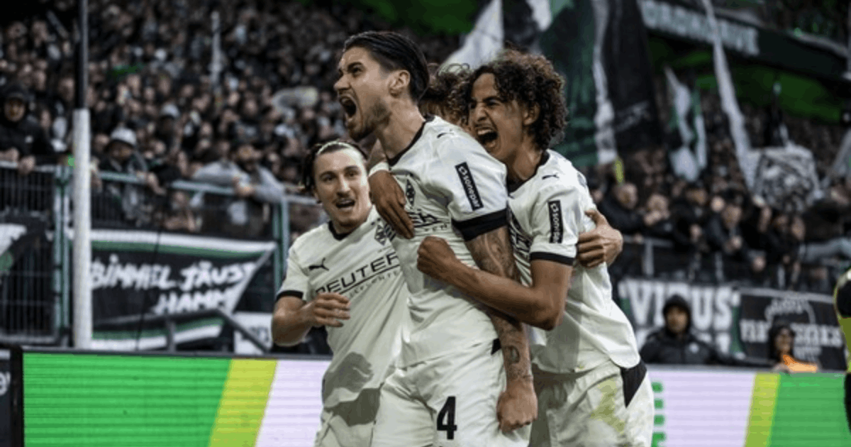 Gol Penalti Kevin Diks