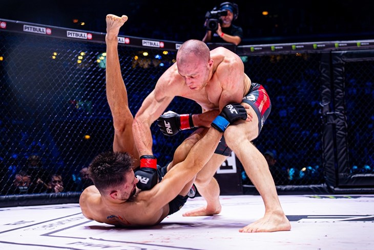pula arena - ilustrasi berita Brave Hadirkan Pertunjukan MMA di Pula Arena, Empat Petarung Lokal Siap Tampil