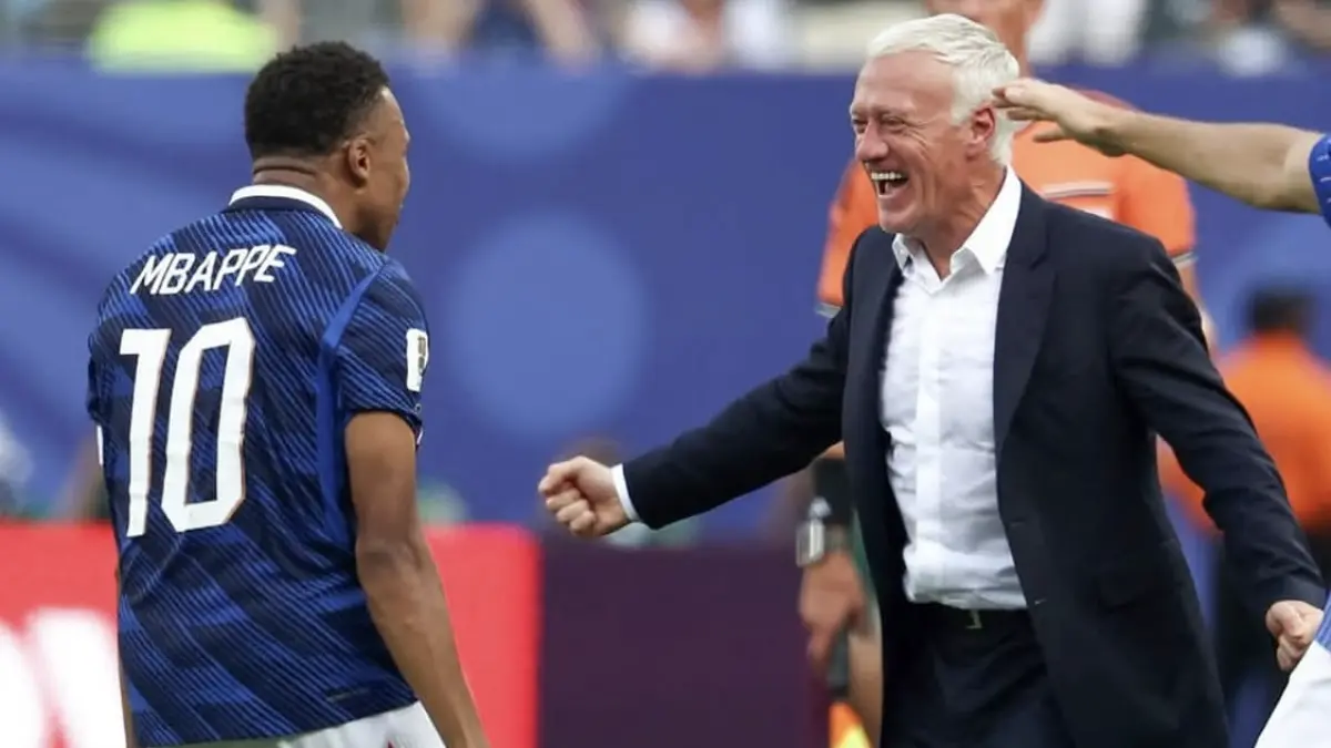 deschamps prancis Deschamps Prancis Berpisah Usai Kekalahan 4-6 dari Inggris… deschamps prancis - ilustrasi berita Deschamps Prancis Berpisah Usai Kekalahan 4-6 dari Inggris di Piala Dunia