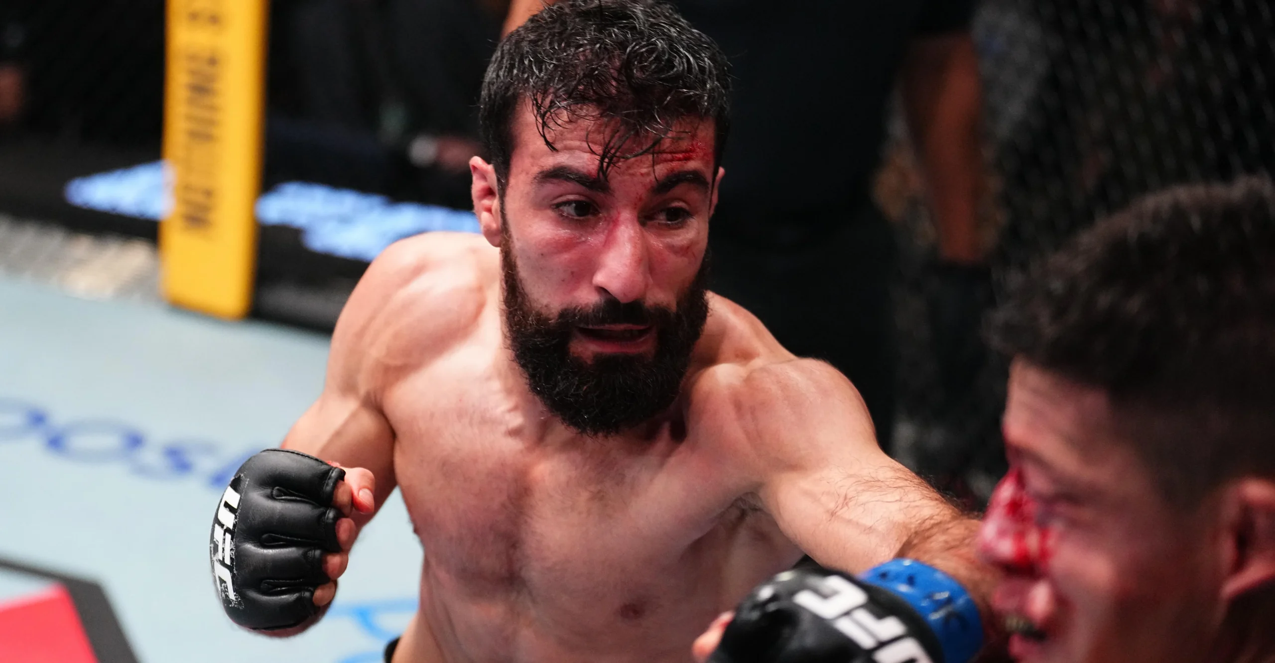 farid basharat ufc 329 - ilustrasi berita Farid Basharat UFC 329: Ambil Risiko pada Duel Terakhir Kontraknya