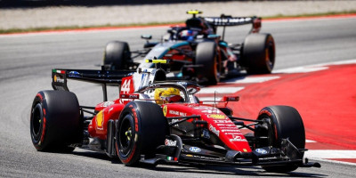 presiden ceko fotografer Presiden Ceko fotografer di Hungaroring: Hobinya jadi… presiden ceko fotografer - ilustrasi berita Presiden Ceko fotografer di Hungaroring: Hobinya jadi sorotan