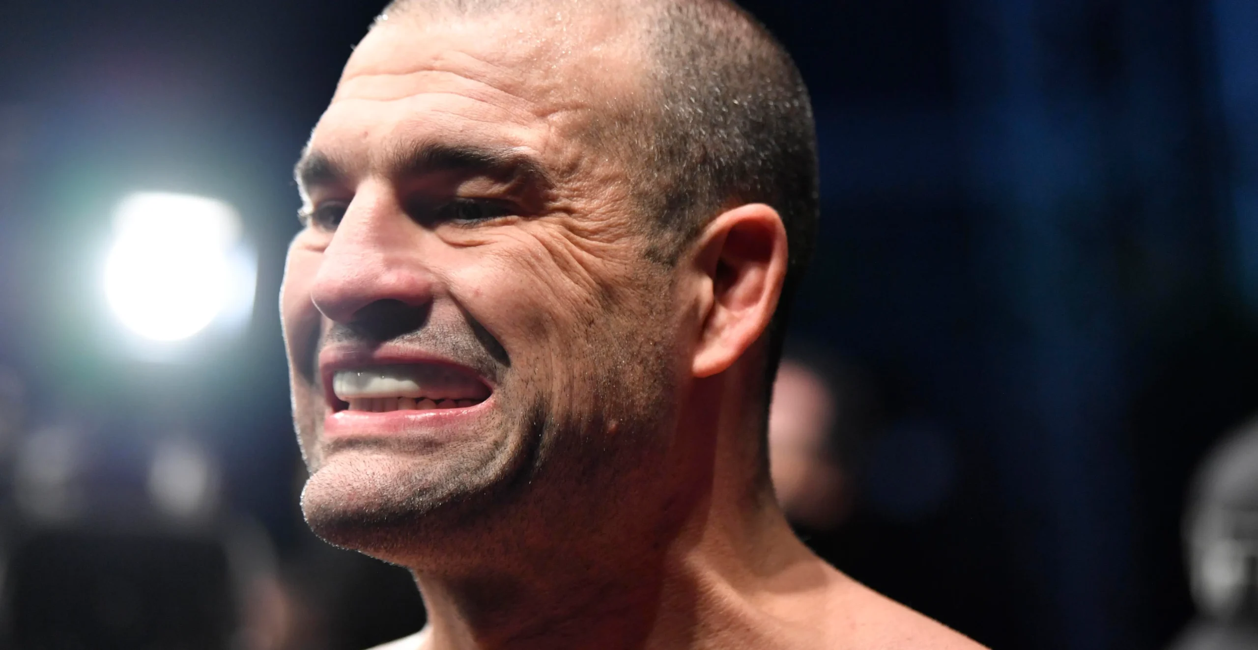 shogun teixeira - ilustrasi berita Shogun Teixeira Bertemu di Luar UFC: Rua Sebut Keputusan Ini yang Terbaik