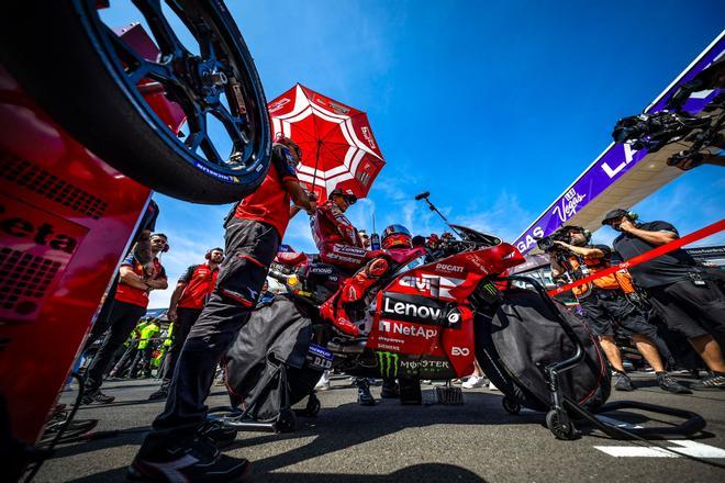 kinerja ducati - ilustrasi berita Kinerja Ducati Terganggu di Silverstone, Dall'Igna Minta Tim Segera Bangkit