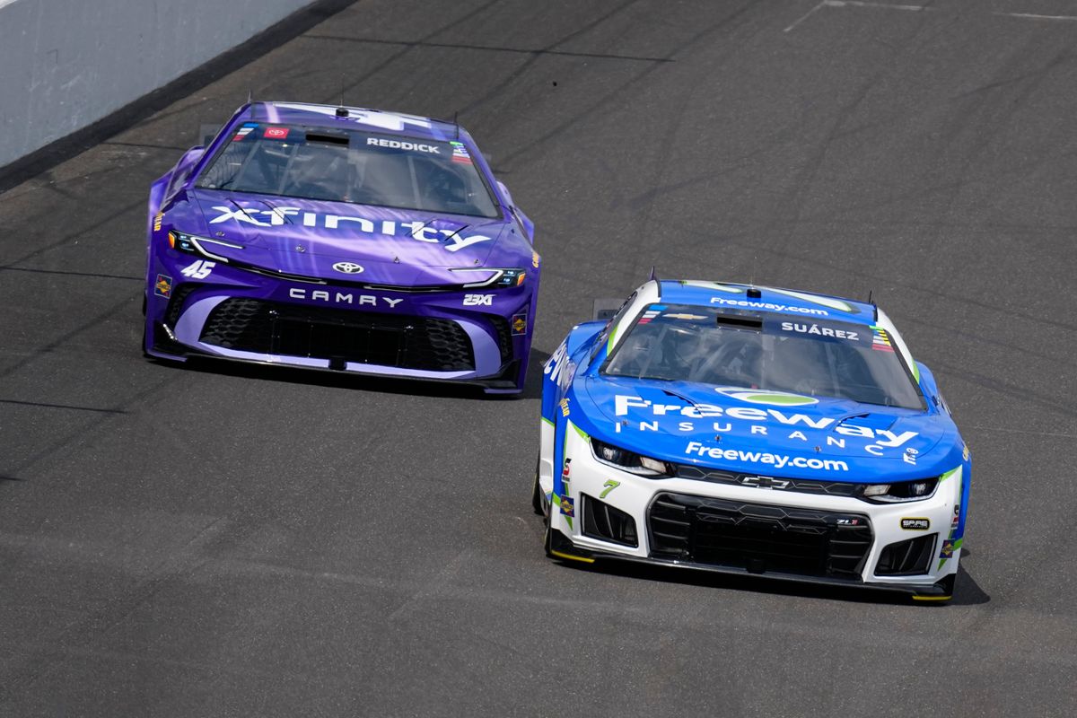 Reddick Pole: Reddick Rebut Pole di New Hampshire, Unggul Tipis atas Josh Berry