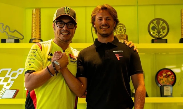bulega motogp - ilustrasi berita Bulega MotoGP: Pembalap Emilian Gabung Tim VR46 Ducati pada 2027