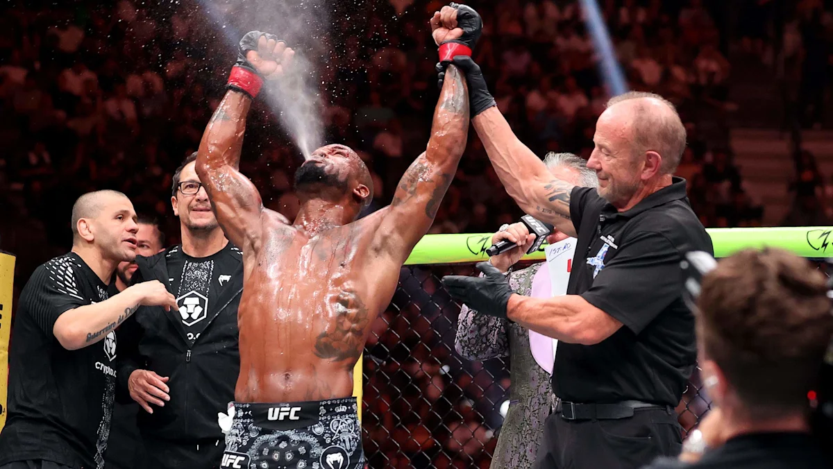 green vs ribovics - ilustrasi berita Green vs Ribovics Tambah Semarak Kartu Utama UFC 332